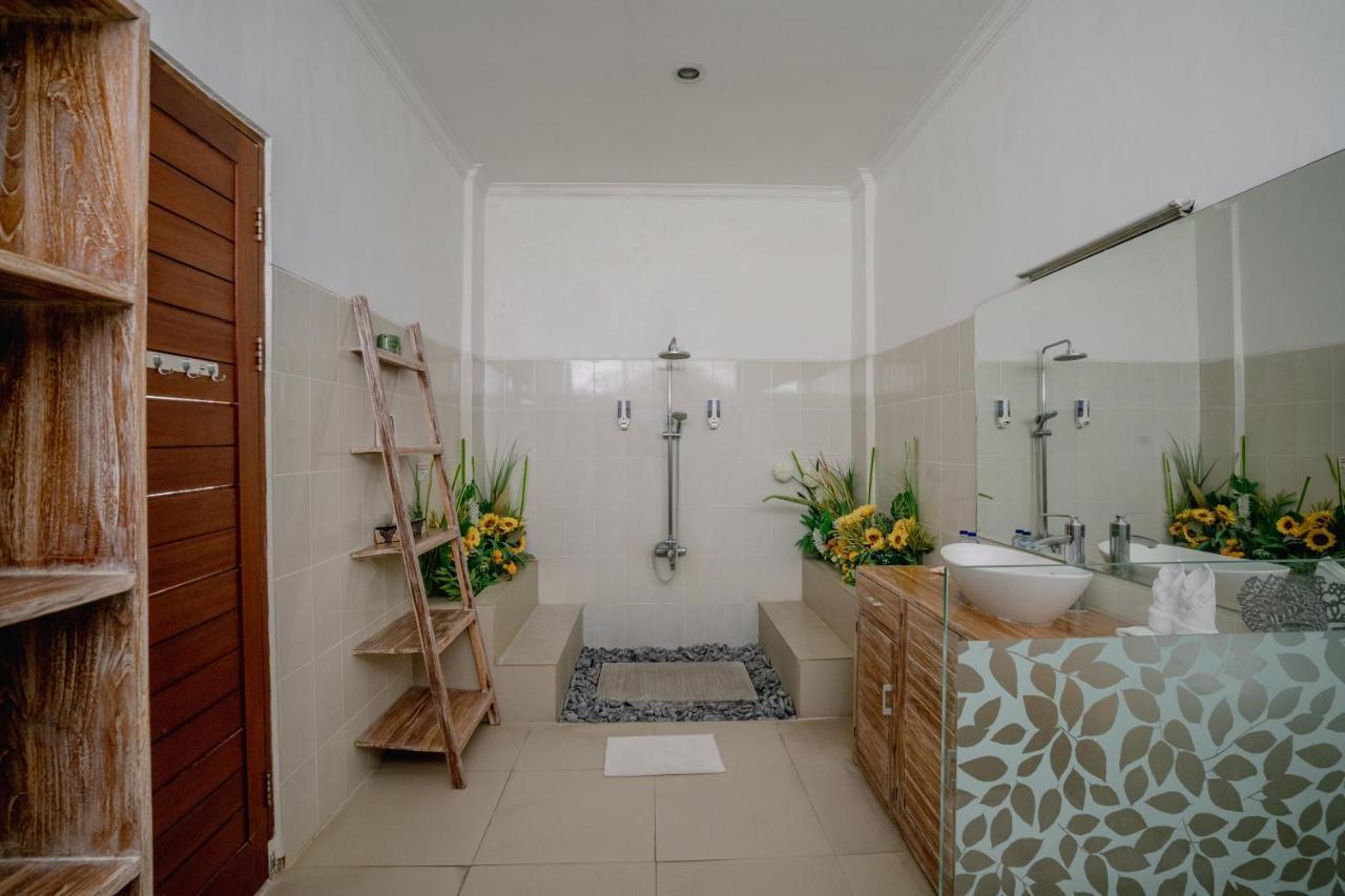 Villa Alleira Seminyak By Best Deals Asia Hospitality Extérieur photo