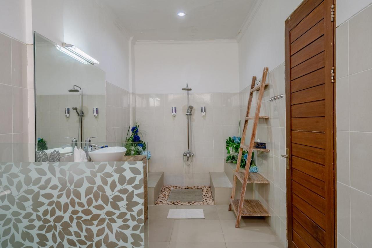 Villa Alleira Seminyak By Best Deals Asia Hospitality Extérieur photo