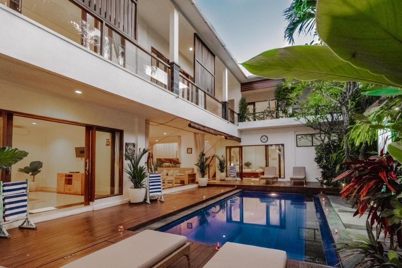 Villa Alleira Seminyak By Best Deals Asia Hospitality Extérieur photo