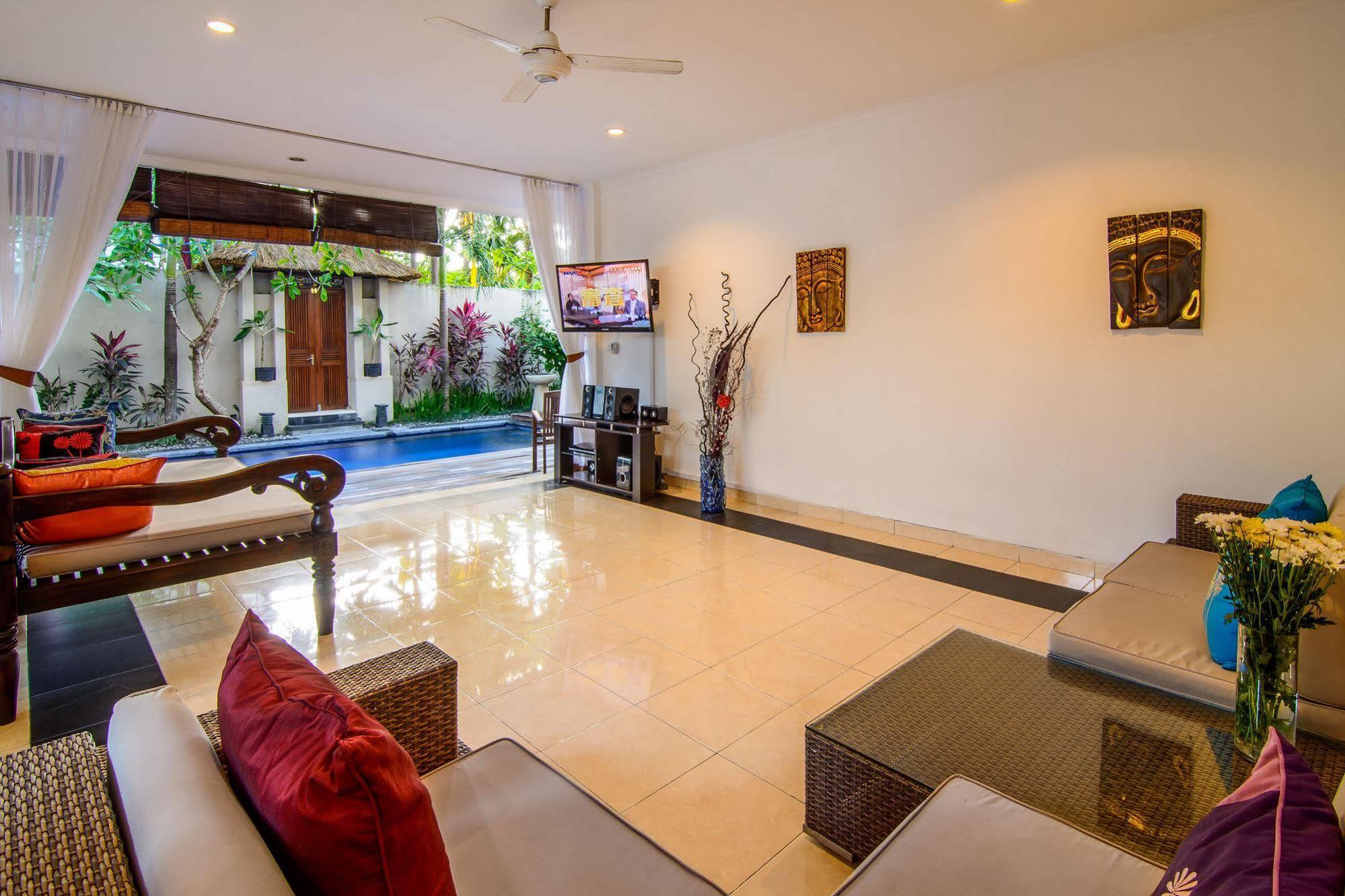 Villa Alleira Seminyak By Best Deals Asia Hospitality Extérieur photo